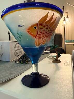 Mexican Hand Blown Art Glass Hand Painted Tropical Fish Margarita Glass Cozumel